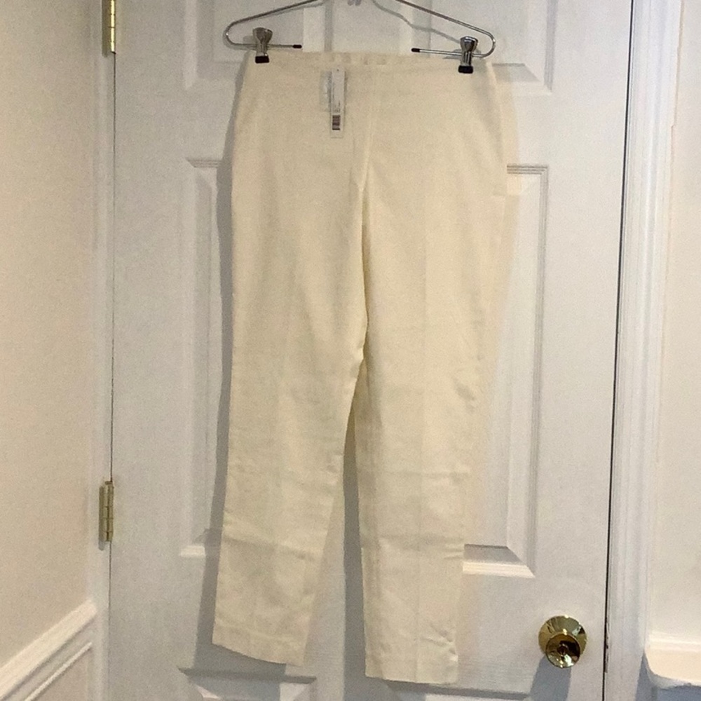 NWT ADRIENNE VITTADINI Off White Neutral Capsule Minimalist Resort Crop Pants 4